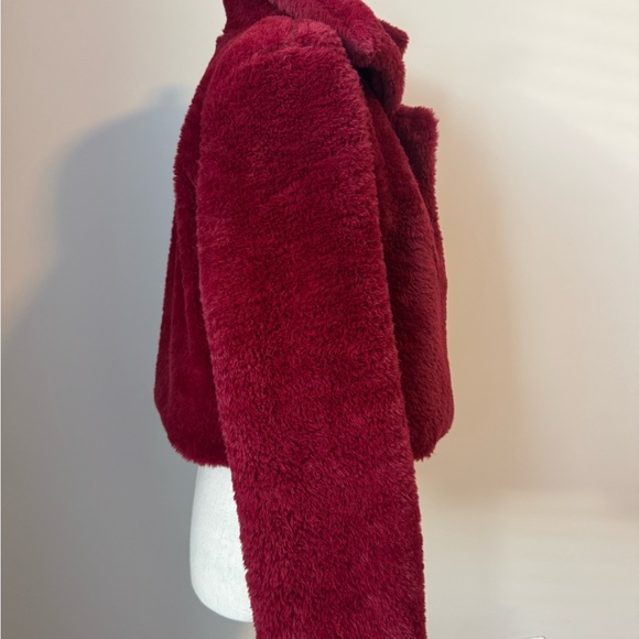 Women's Red Faux Fur Jacket - Picture 4 of 7